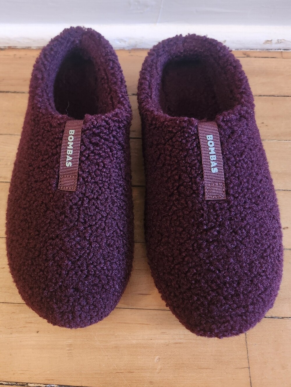 Bombas Women's Sunday Slipper, Size 9, Wine Red
